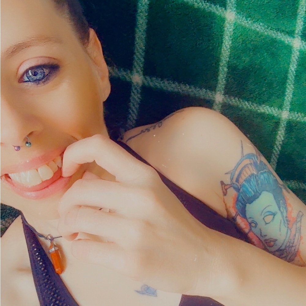 Meet your Posher, Kj